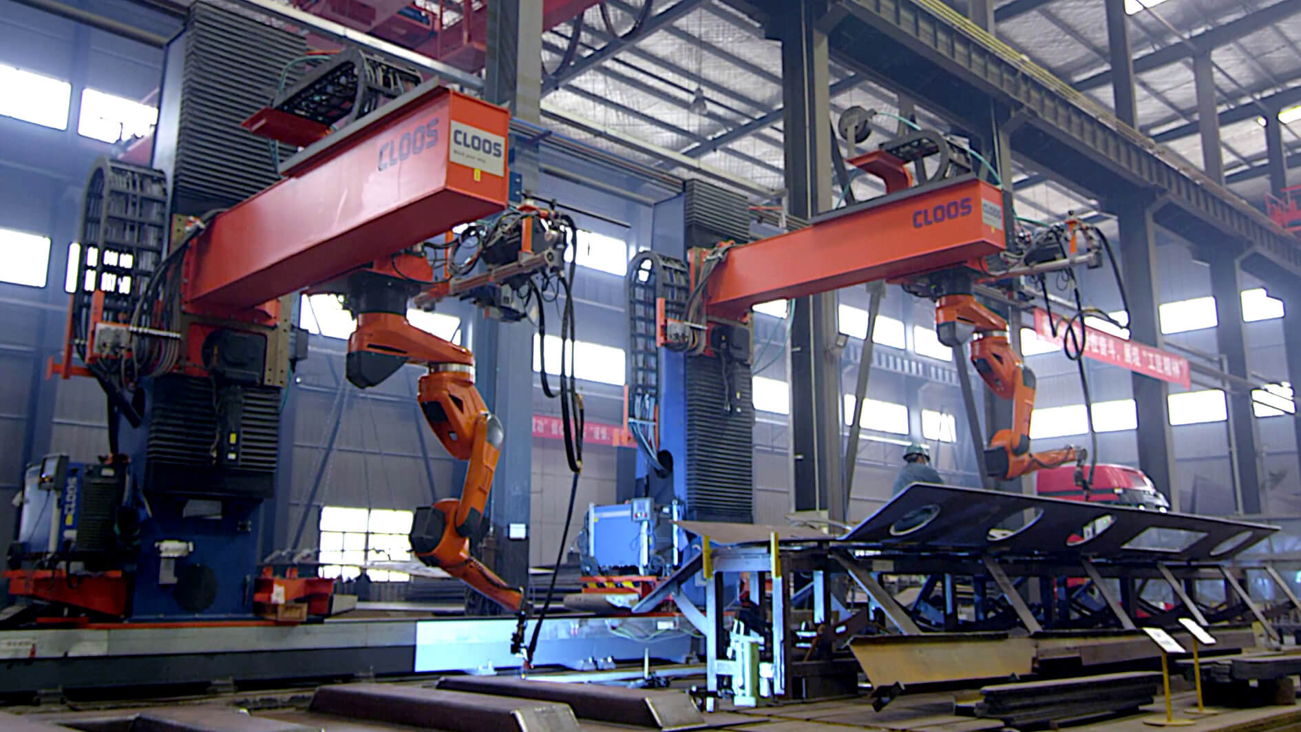 CLOOS robots weld transformers at Shandong Mingrun